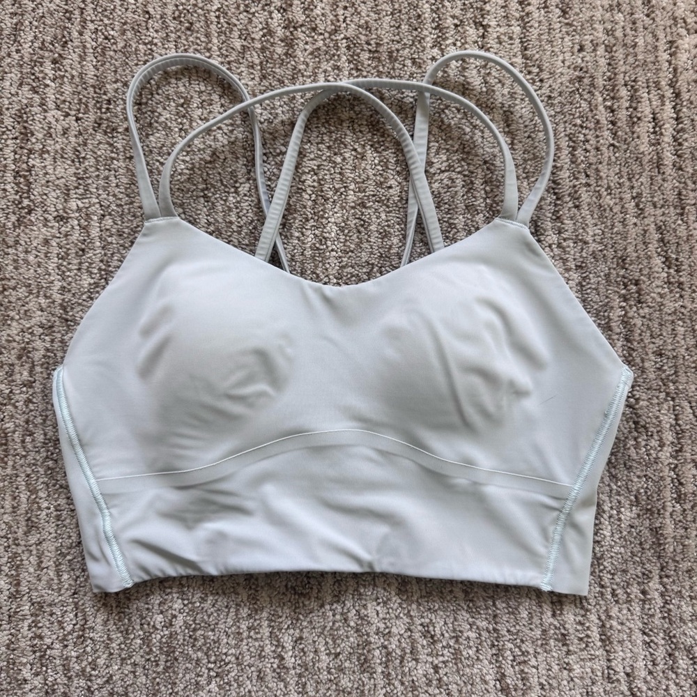 lululemon athletica Like A Cloud Longline Bra (A-C) Size 6 Ocean Air EUC